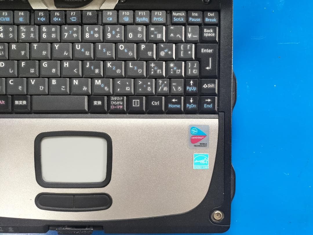 TOUGHBOOK CF-18 10.4型/落下や衝撃、水、埃に強い堅牢PC 2