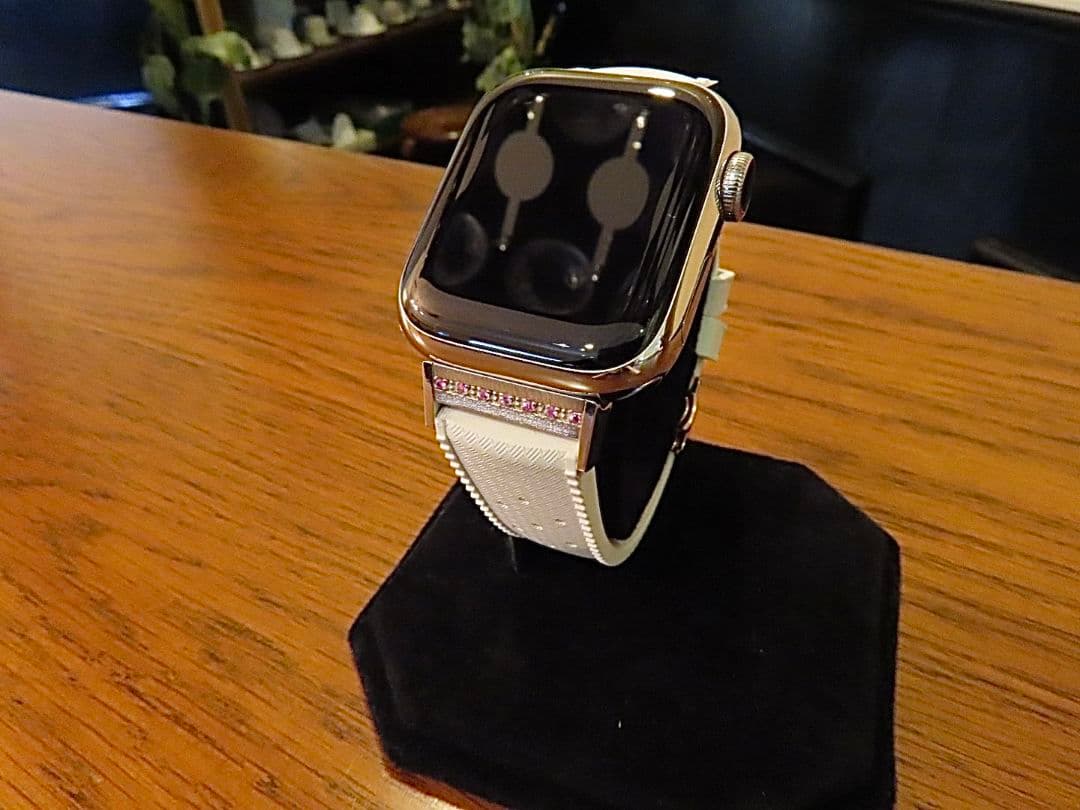 AppleWatch専用ピンクサファイア&シルバー925製チャーム&ラバーバンド