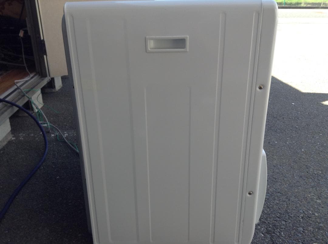 日立　除湿型電気衣類乾燥機　DE-N60WV 乾燥6キロ　2021年製