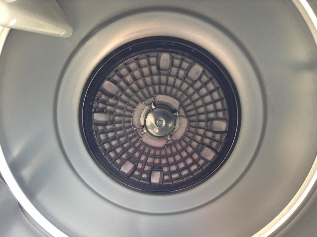 日立　除湿型電気衣類乾燥機　DE-N60WV 乾燥6キロ　2021年製