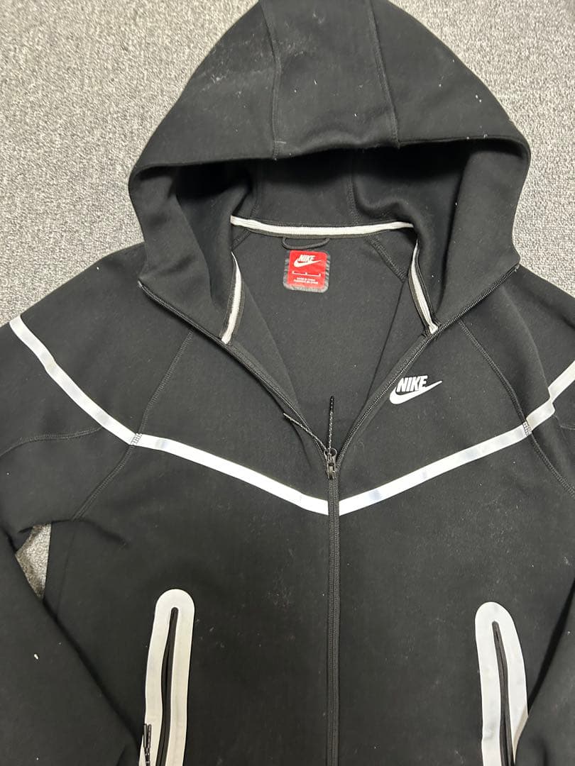 Nike テックフリース teeshyne着用モデル