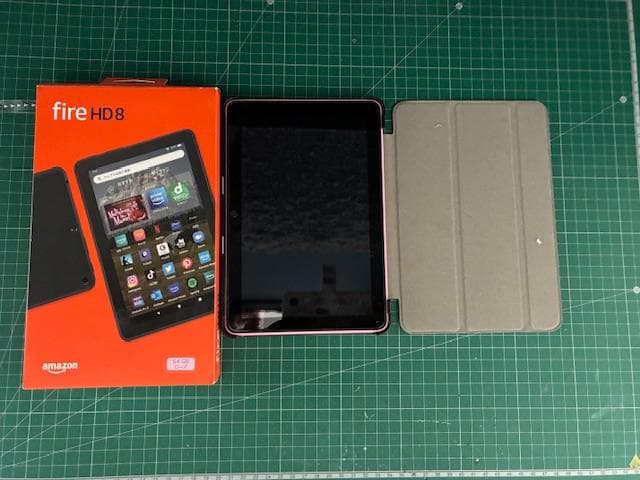 AmazonのFire HD 8タブレット12世代 元箱付き + カバー