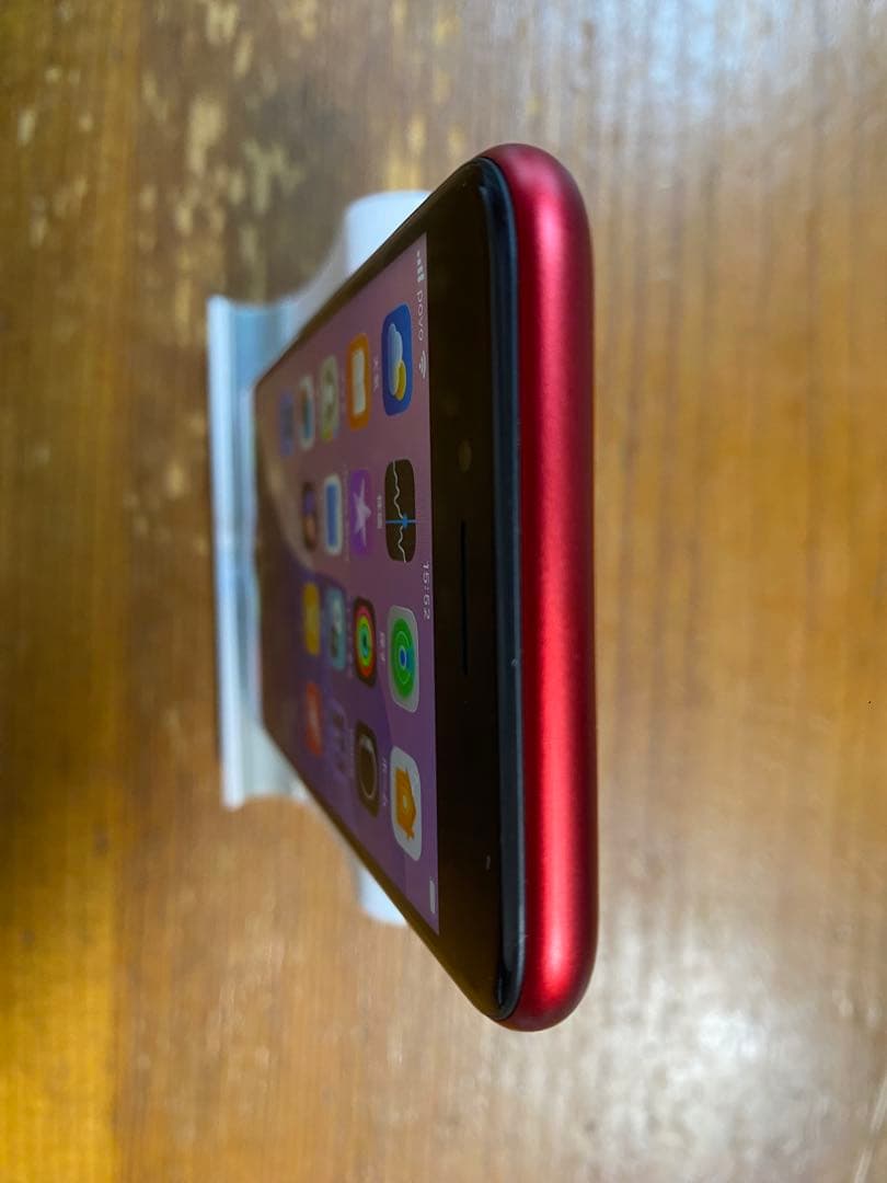 iPhone SE（第二世代） レッド 128GB SIMフリー