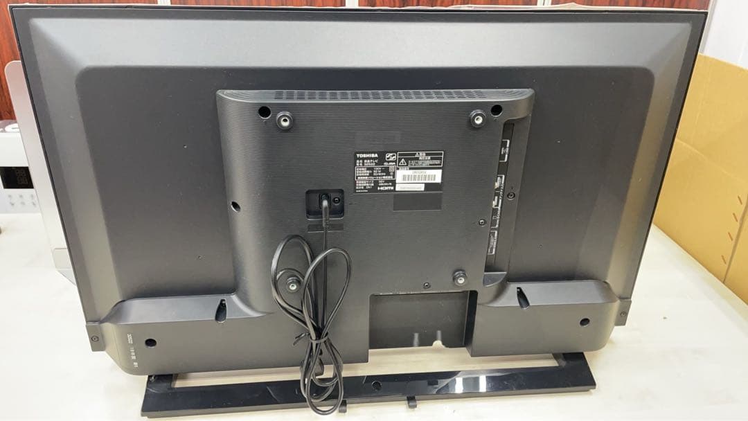 ★東芝　ハイビジョン液晶テレビ REGZA 32S22 2019年製　中古