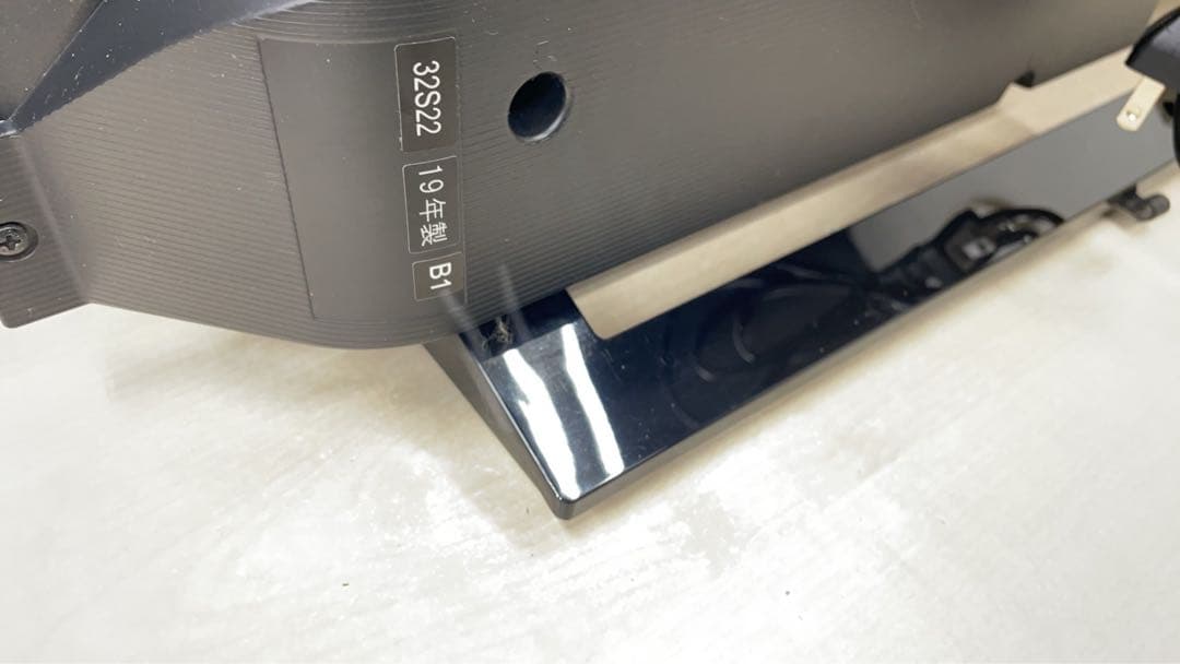 ★東芝　ハイビジョン液晶テレビ REGZA 32S22 2019年製　中古