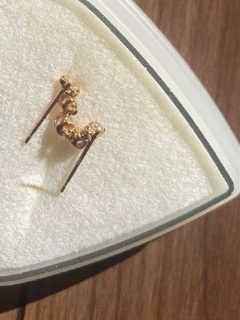 夜まで K18 スタッドピアス 2ホール用 刻印あり 5石