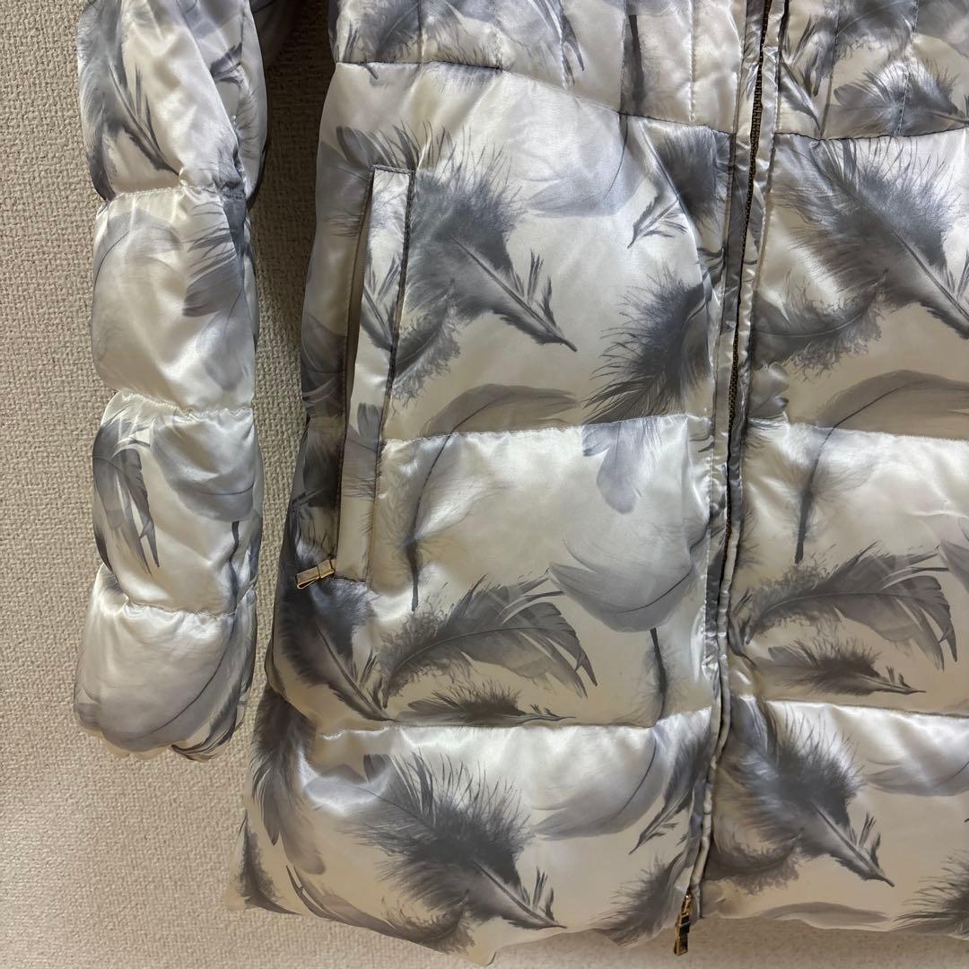 アルマーニ　EA7 グレー 羽柄白ダウンジャケット