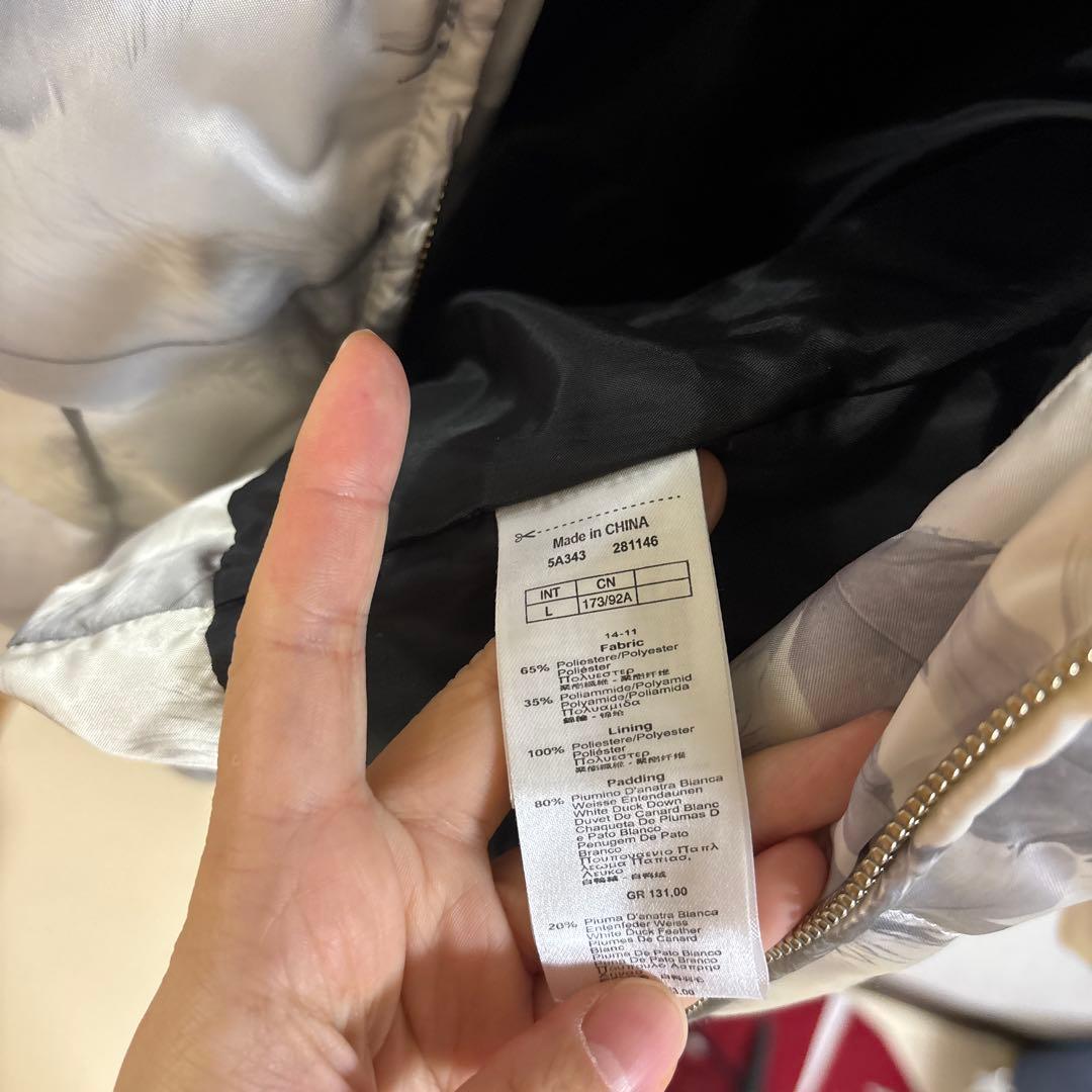 アルマーニ　EA7 グレー 羽柄白ダウンジャケット