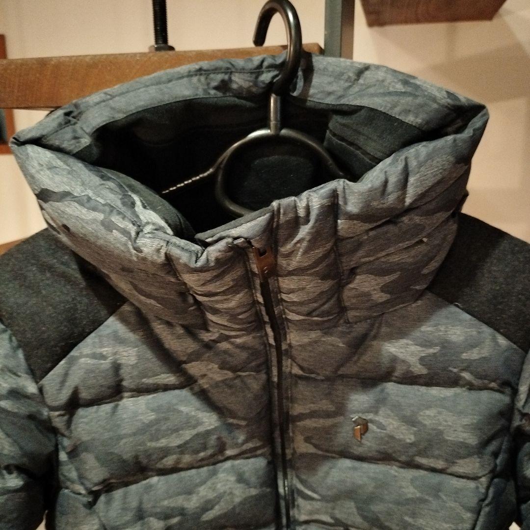 PeakPerformance　迷彩グレー スキー、スノーボードジャケット