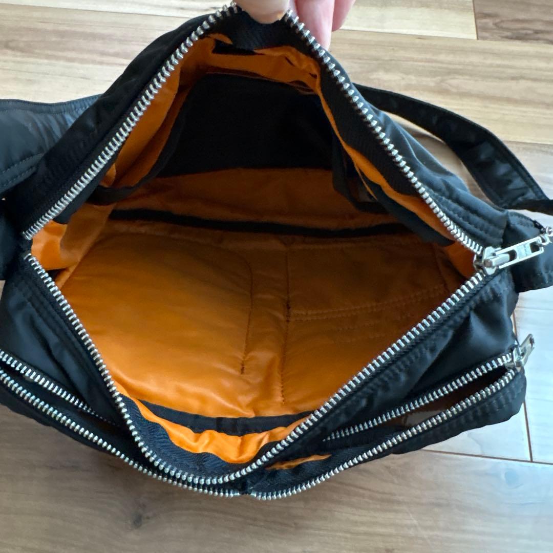 PORTER / TANKER（ポーター/タンカー） ブラックショルダーバッグ