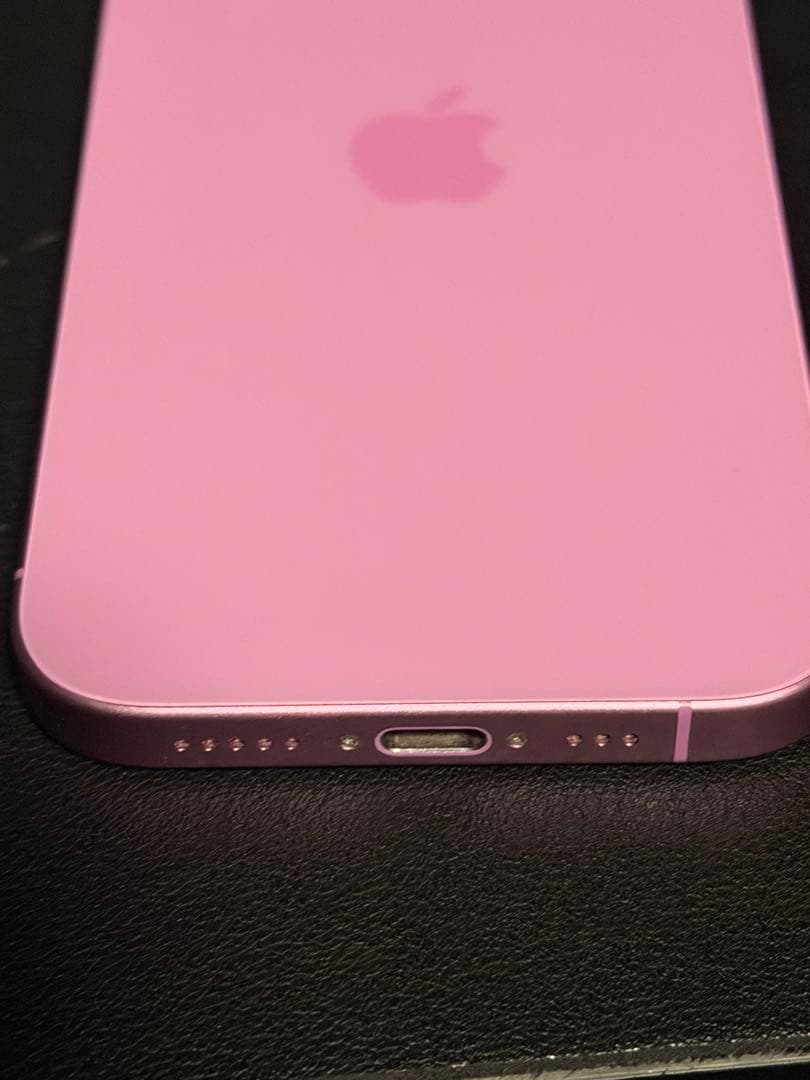 iPhone16 128gb simフリー　ピンク　美品　フィルム付き