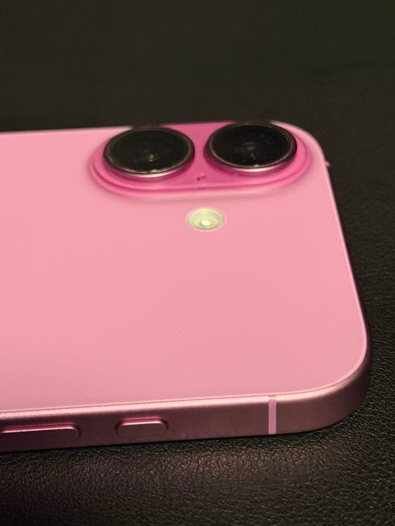 iPhone16 128gb simフリー　ピンク　美品　フィルム付き