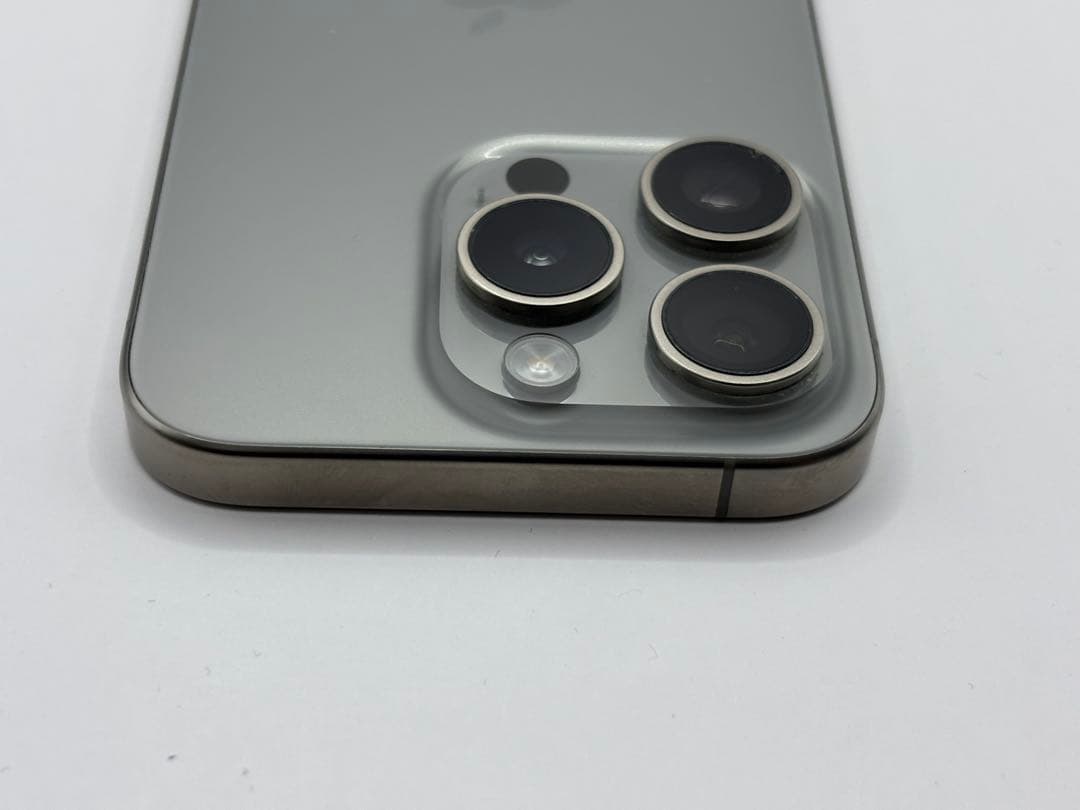 ◆Apple iPhone15 Pro ナチュラルチタニウム 128GB ◆