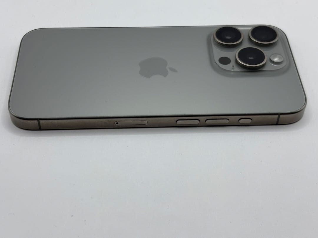 ◆Apple iPhone15 Pro ナチュラルチタニウム 128GB ◆