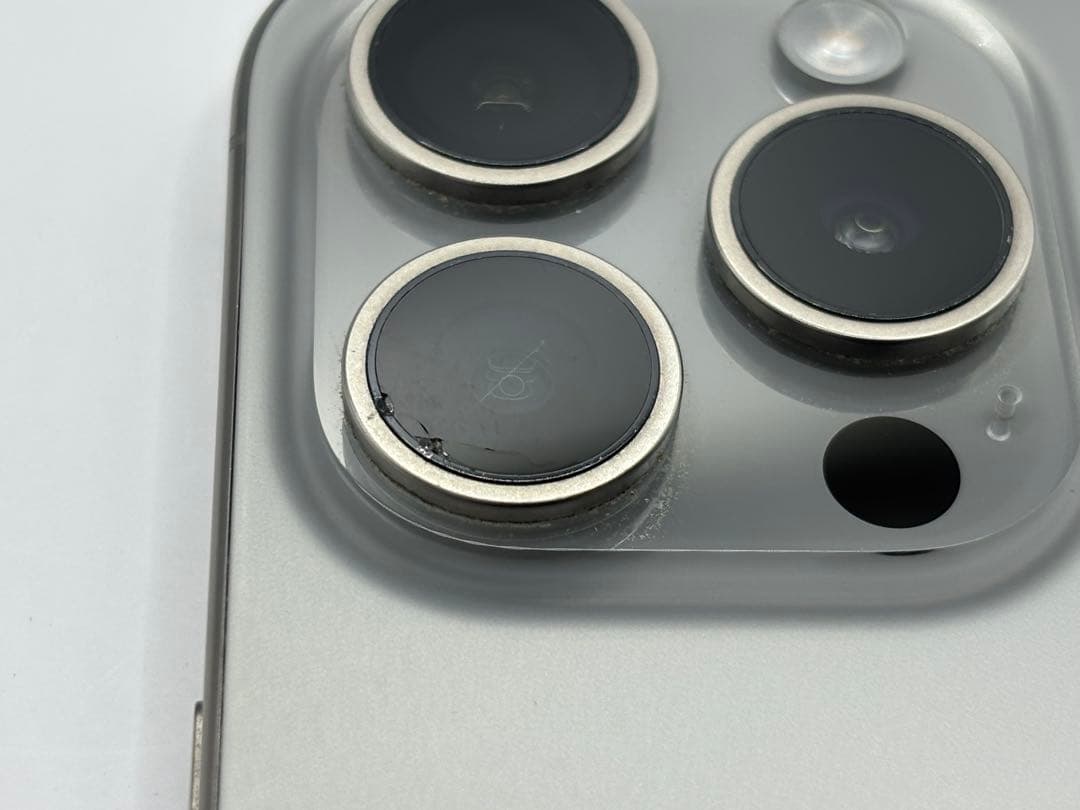 ◆Apple iPhone15 Pro ナチュラルチタニウム 128GB ◆