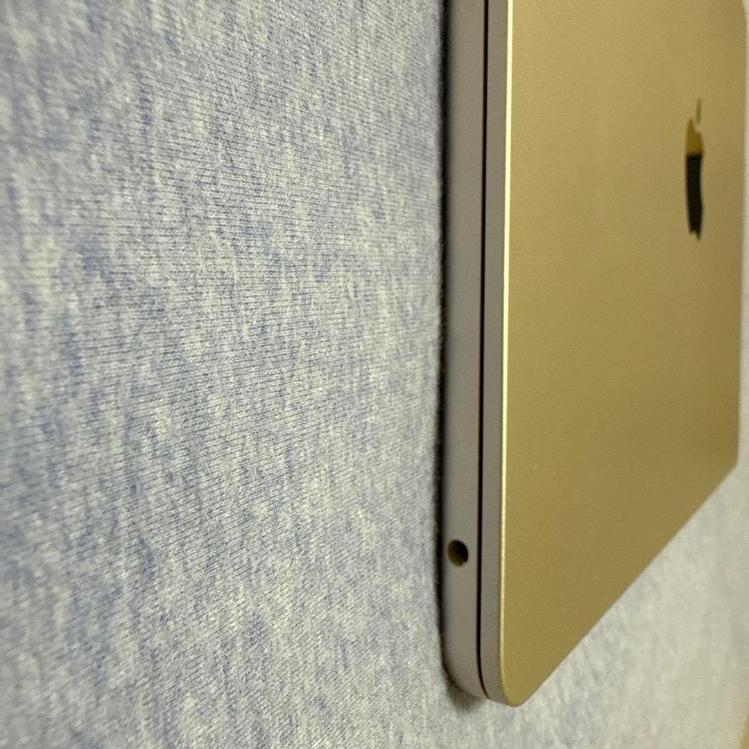 【美品】MacBookAir M2メモリ8GB ストレージ256GB 2022