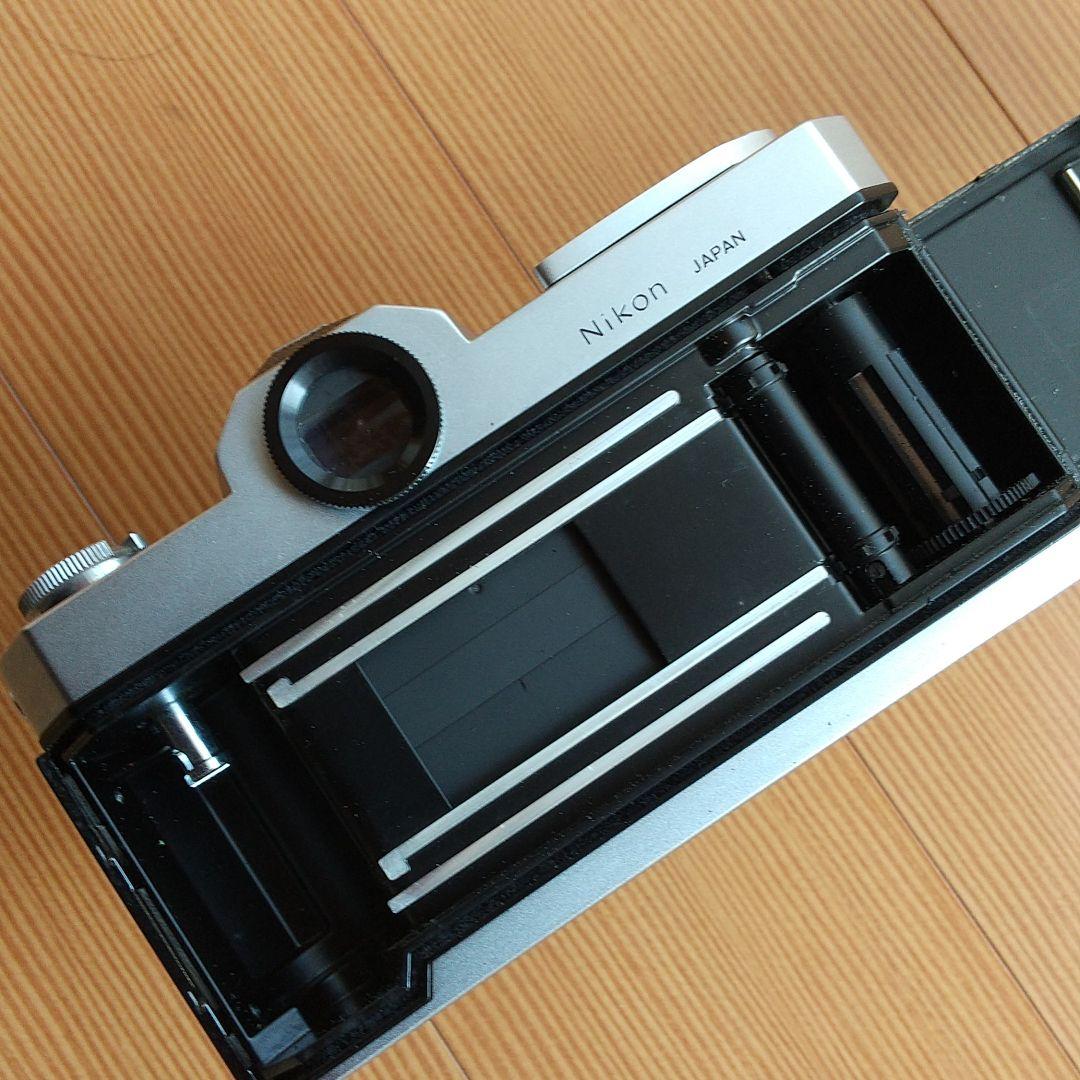 ニコマート50ミリF1.4付き専用ケース付属フィルムカメラ