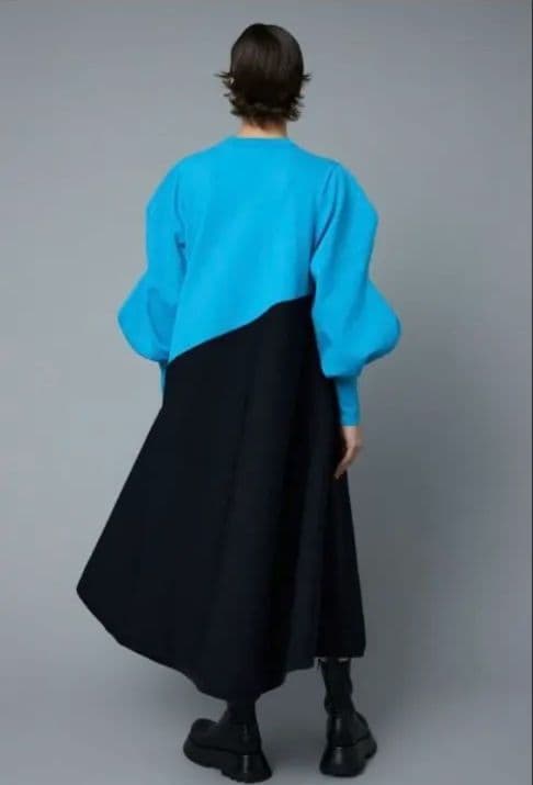 ヘリンドットサイ アシメワンピース