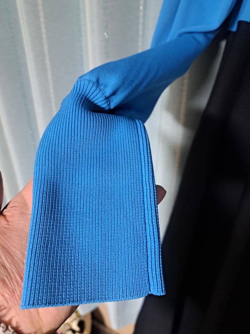 ヘリンドットサイ アシメワンピース