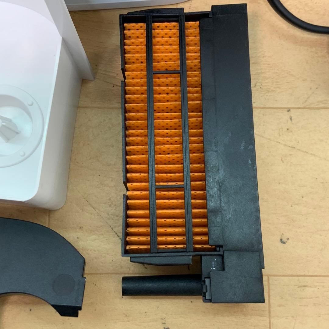 シャープ　セラミックファンヒーター HX-RK12 2022年製