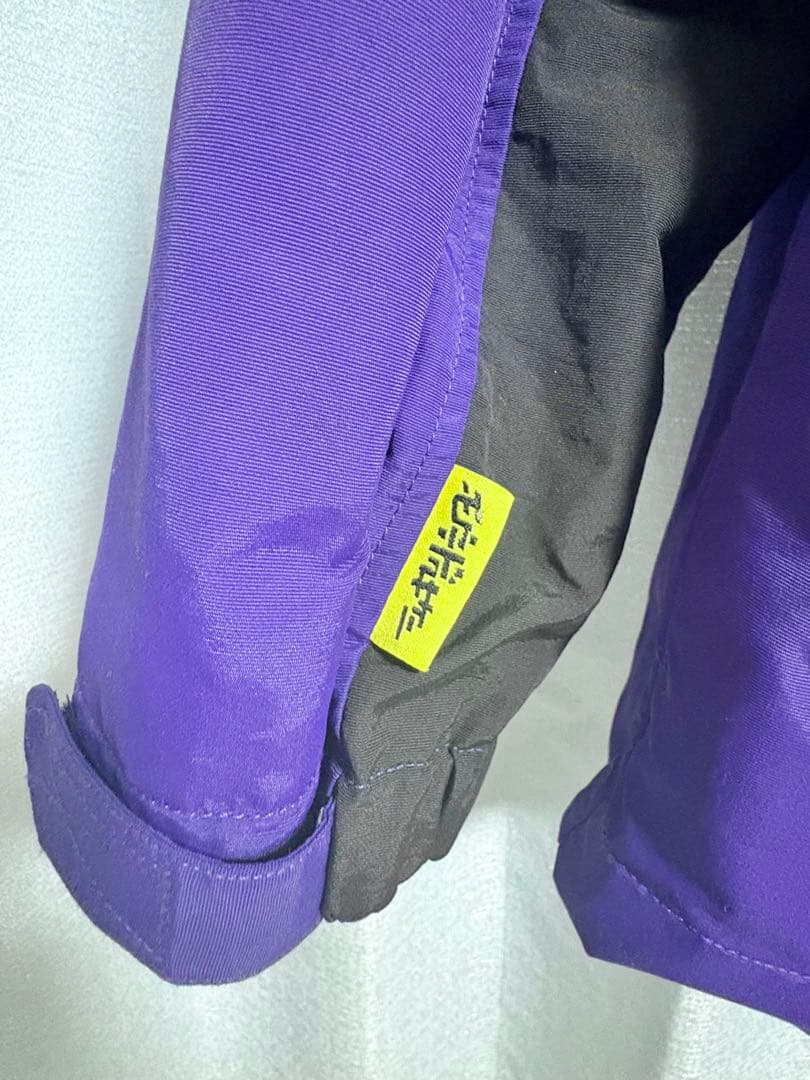 ポケモン ポケセン限定 モウドクキケン パーカー