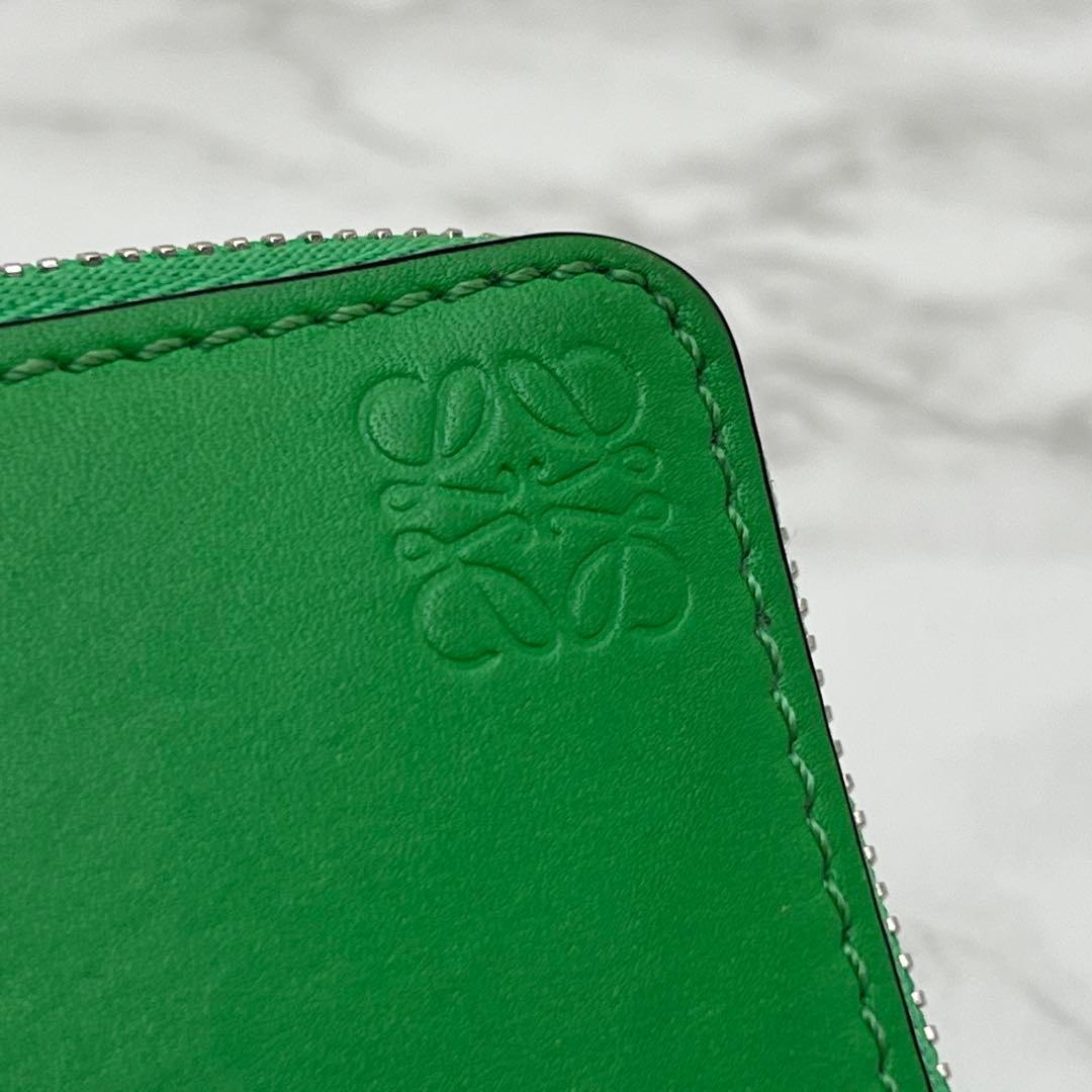 ロエベ パズル ロング カードホルダー ケース グリーン 廃盤カラー