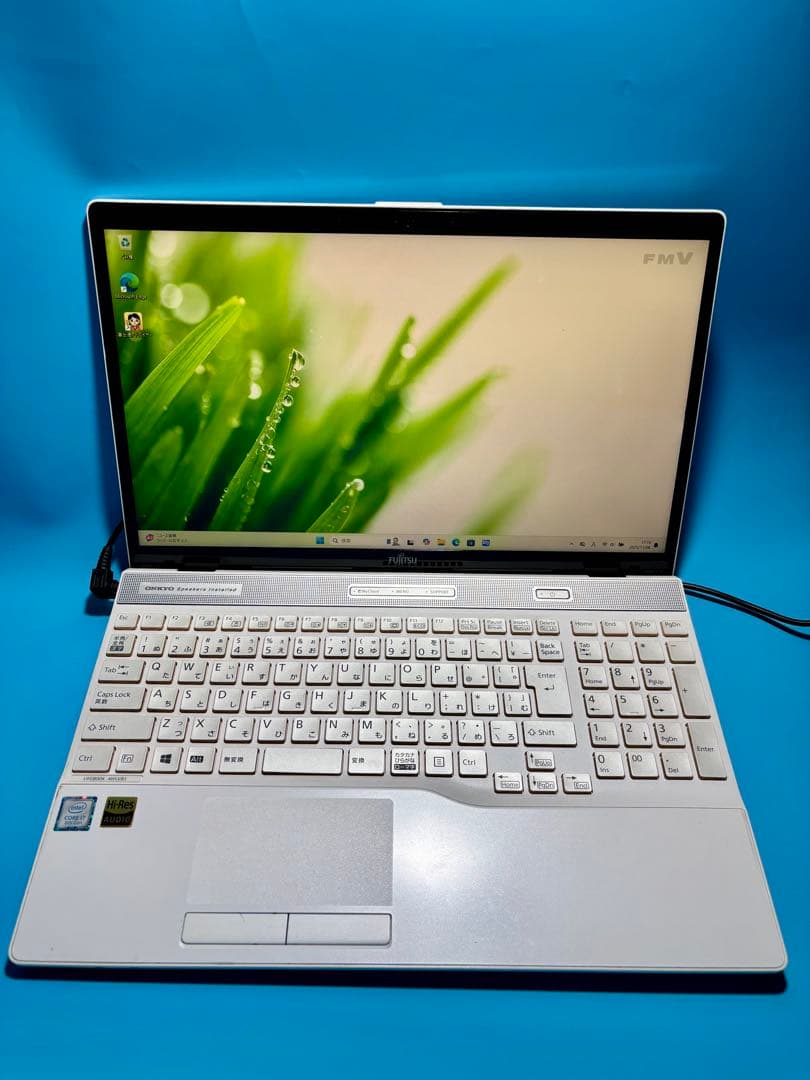 富士通 LIFEBOOK AH53/B3 i7 8550U SSD2TB 32G
