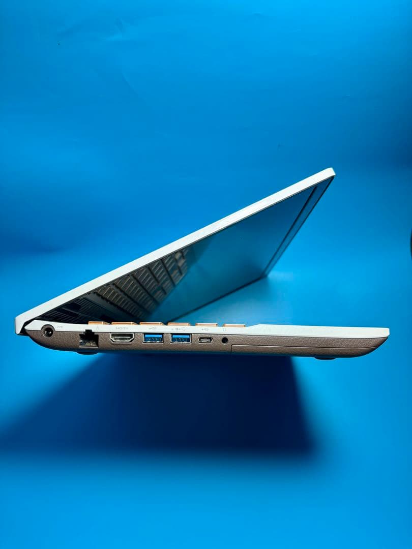 富士通 LIFEBOOK AH53/B3 i7 8550U SSD2TB 32G