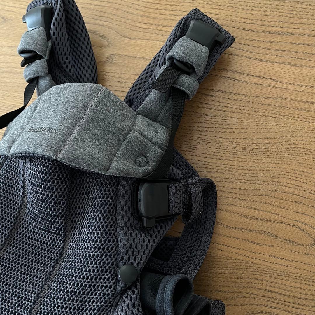 ベビービョルン　ハーモニー　抱っこ紐　アンスライト　チャコールグレー