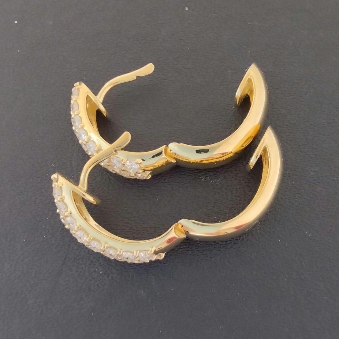 K18✨パヴェダイヤ0.50ct(各刻印)中折式✨ピアス✨定番大人気商品✨