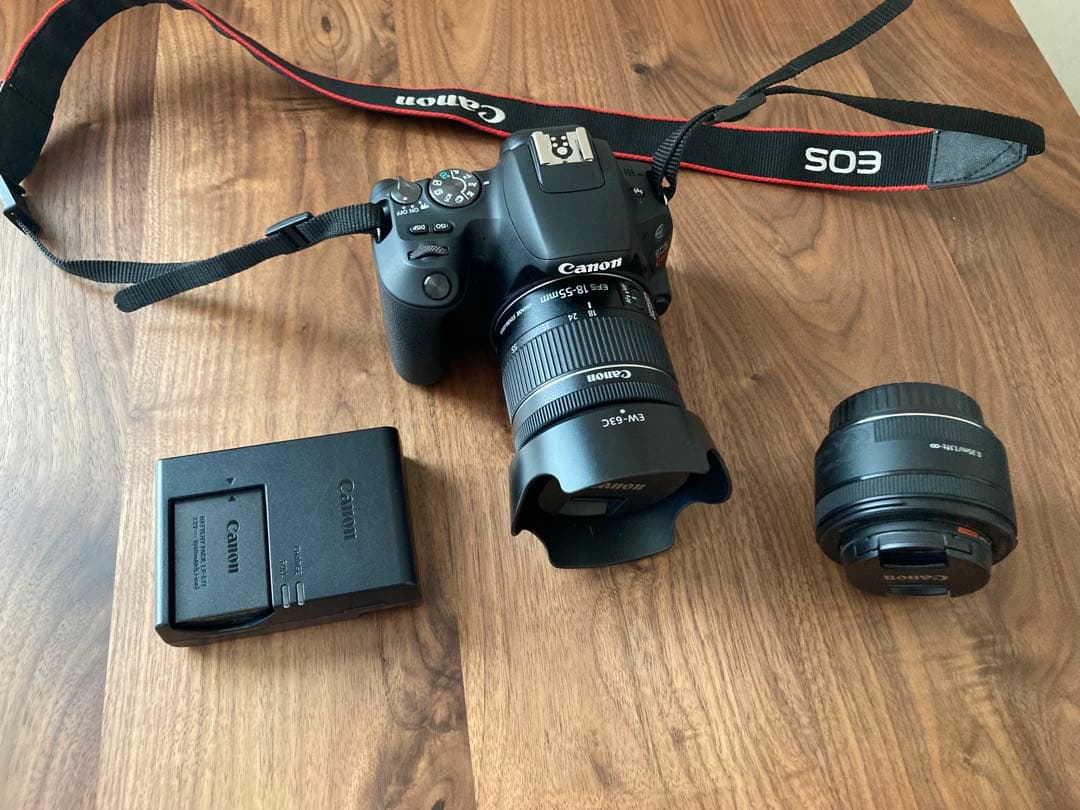 Canon EOS Kiss X9 レンズ2本セット（18-55mm＋50mm）