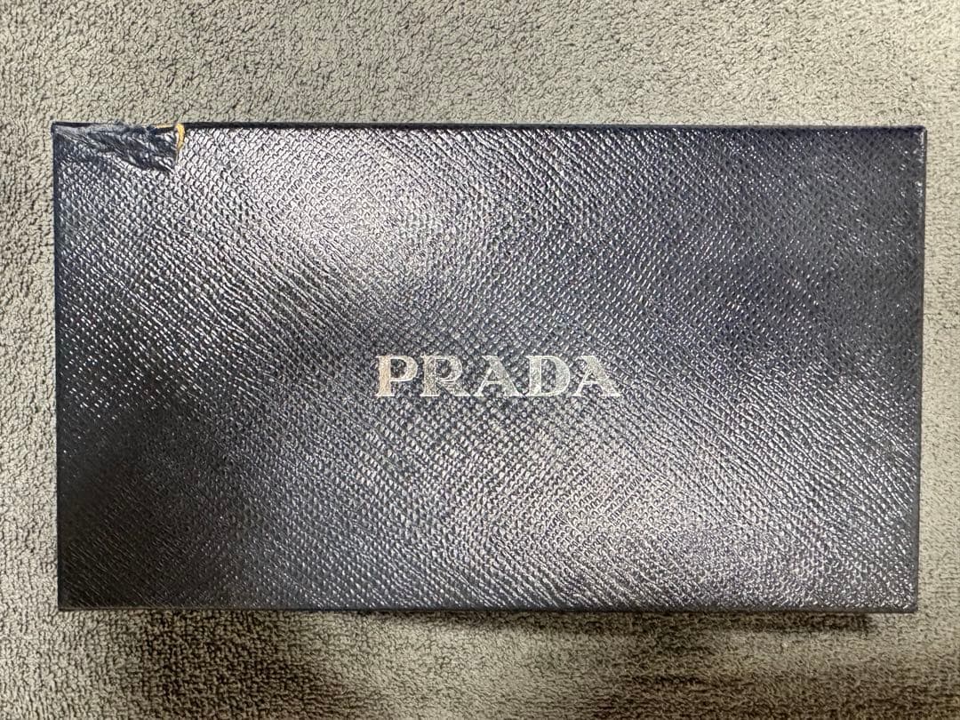 【えす】PRADA プラダ 長財布 サフィアーノレザー