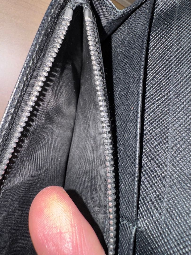 【えす】PRADA プラダ 長財布 サフィアーノレザー