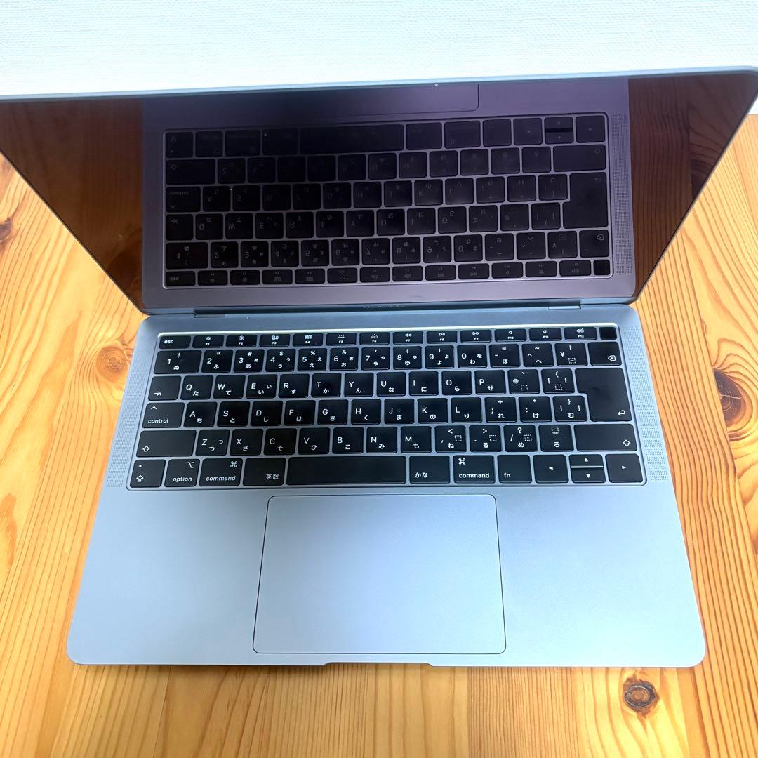 美品 MacBook Air 13インチ バッテリー良好 箱付 128GB