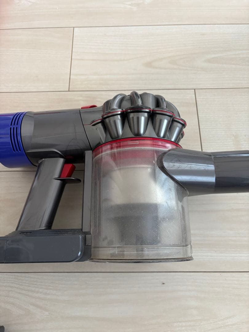 Dyson V8 Animal Pro コードレス掃除機 ダイソン