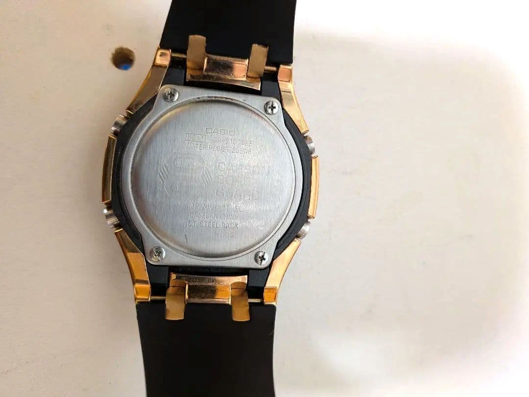 美品G-SHOCK デジタル腕時計 ブラック/ゴールドカスタム