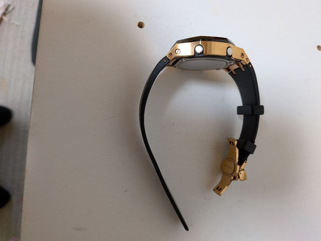 美品G-SHOCK デジタル腕時計 ブラック/ゴールドカスタム