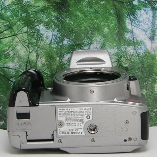 ❤️Canon kissN☆スマホ転送OK♪遠近撮れるレンズや付属品多数❤️