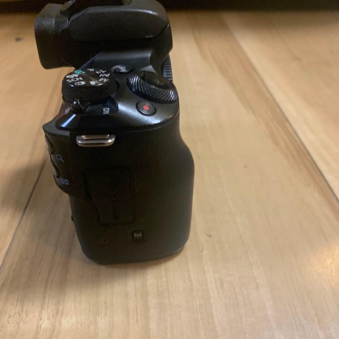 デジタルカメラ Canon EOS kiss M/EF-M 15-45mm 1:3.5-6.3