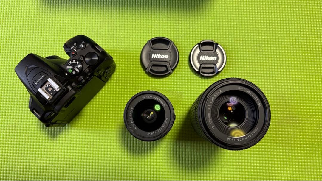 【中古】Nikon D5600 デジタル一眼カメラ　ダブルズームキット