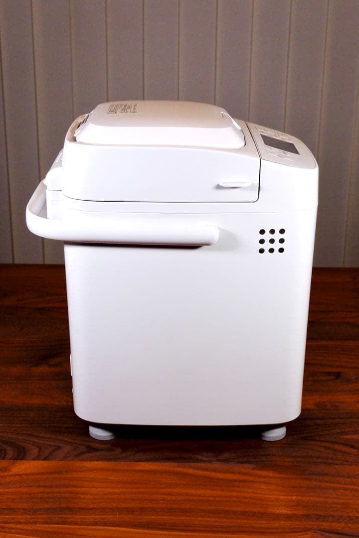 【美品】パナソニック SD-MT4-W ホームベーカリー （2022年製）