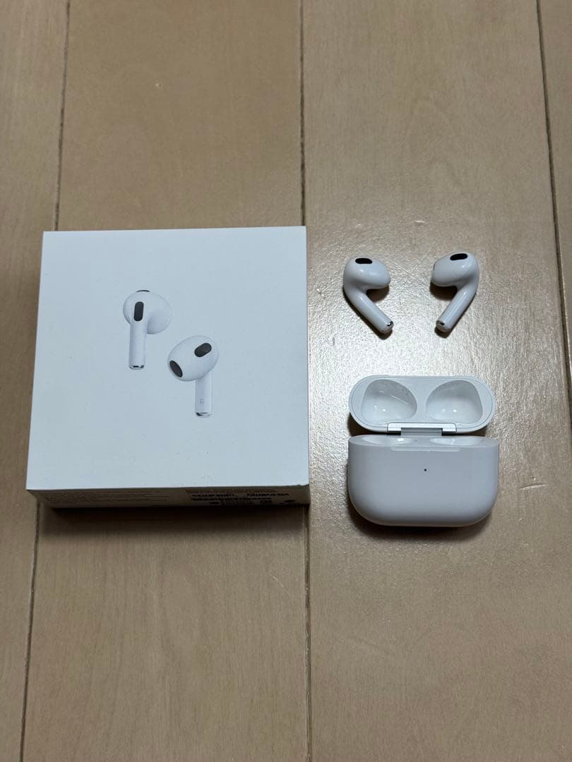 Apple AirPods 第3世代 本体 箱・付属品付き
