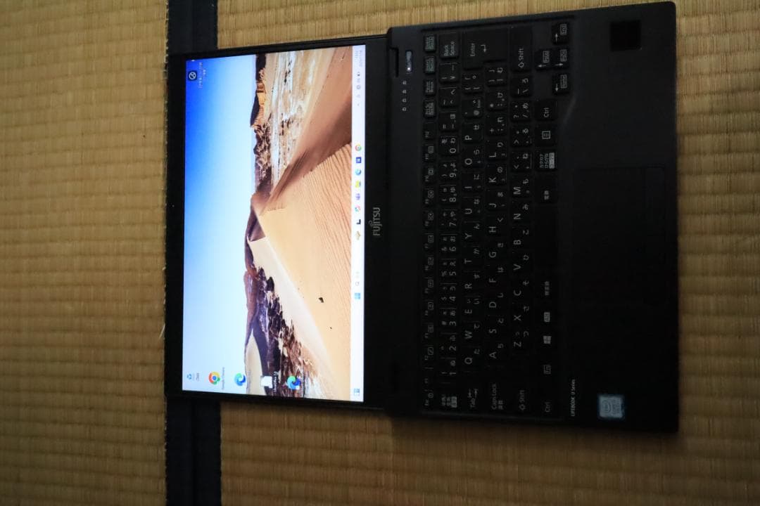 富士通U939/B Core i5 8365U 8GB Windows11
