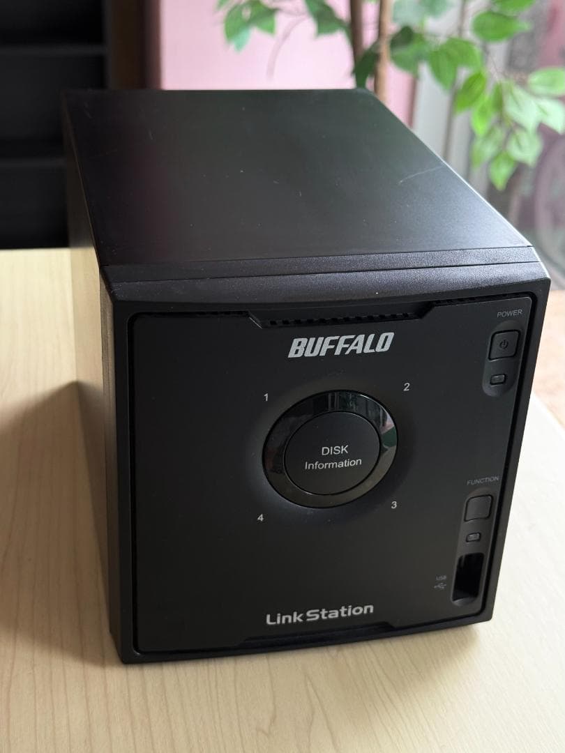 BUFFALO Link Station NAS LS-QVL ②