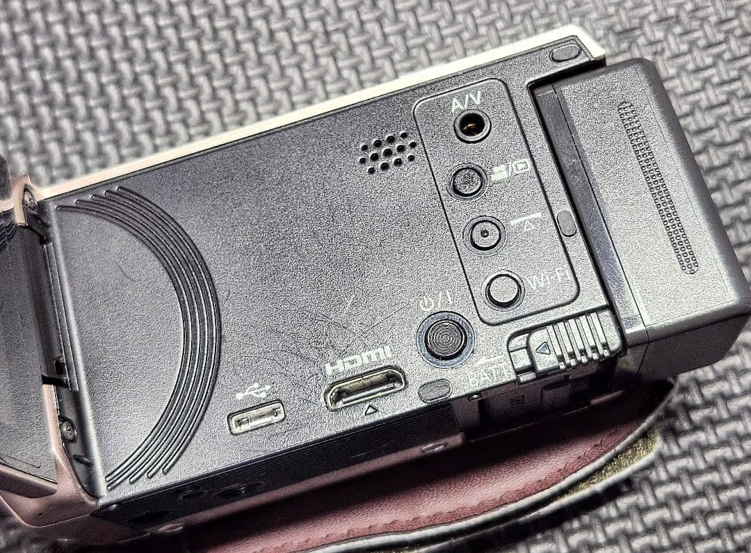 [訳あり］パナソニック HC-V550M ピンク