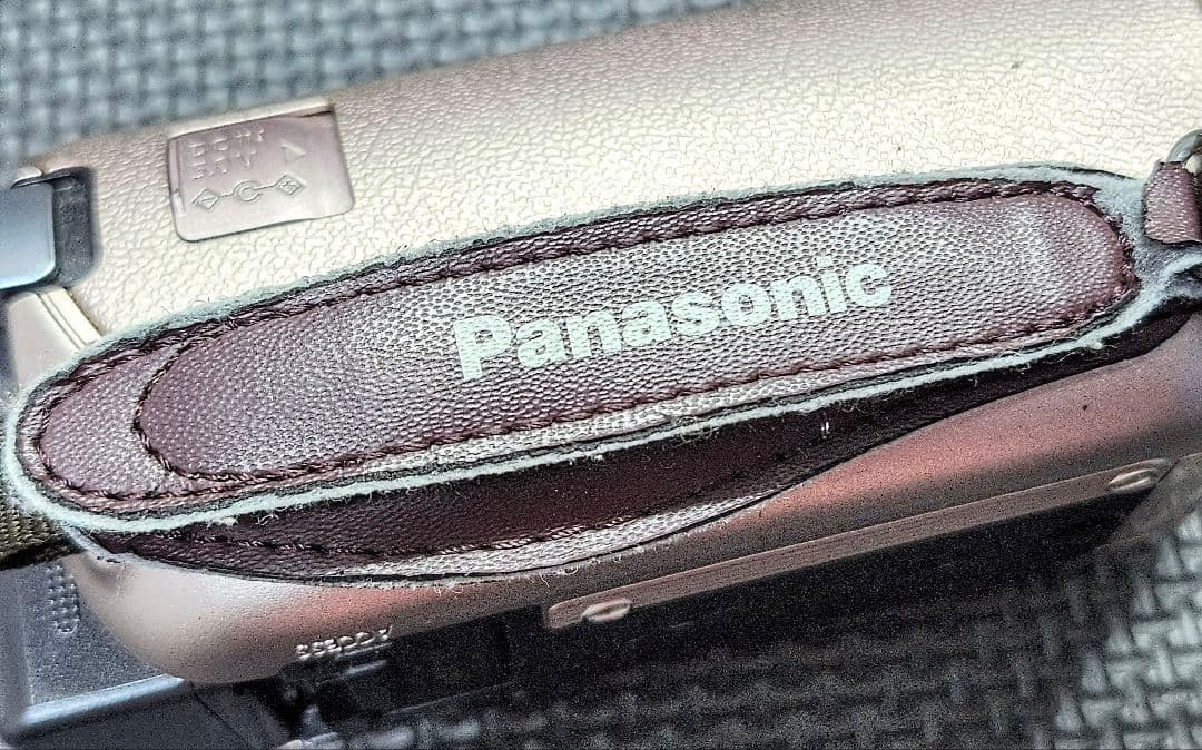 [訳あり］パナソニック HC-V550M ピンク