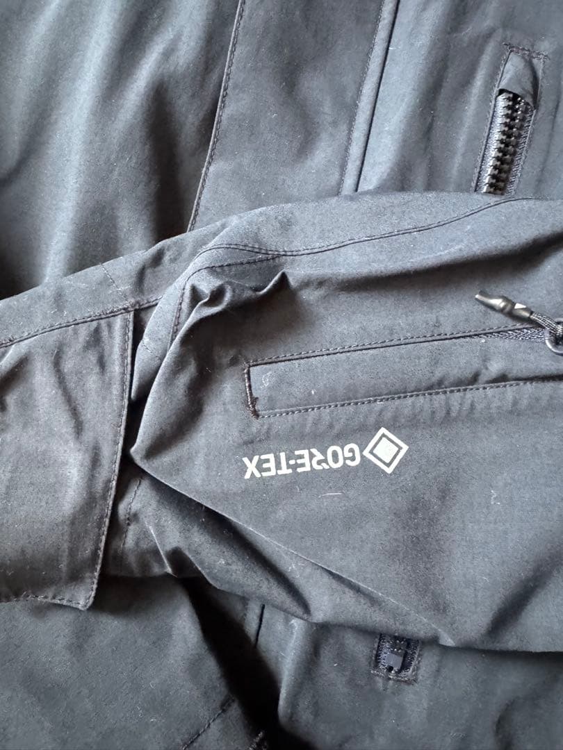 ま*様 Quiksilverゴアテックス　スノーボードウェアセ　M 上下セット