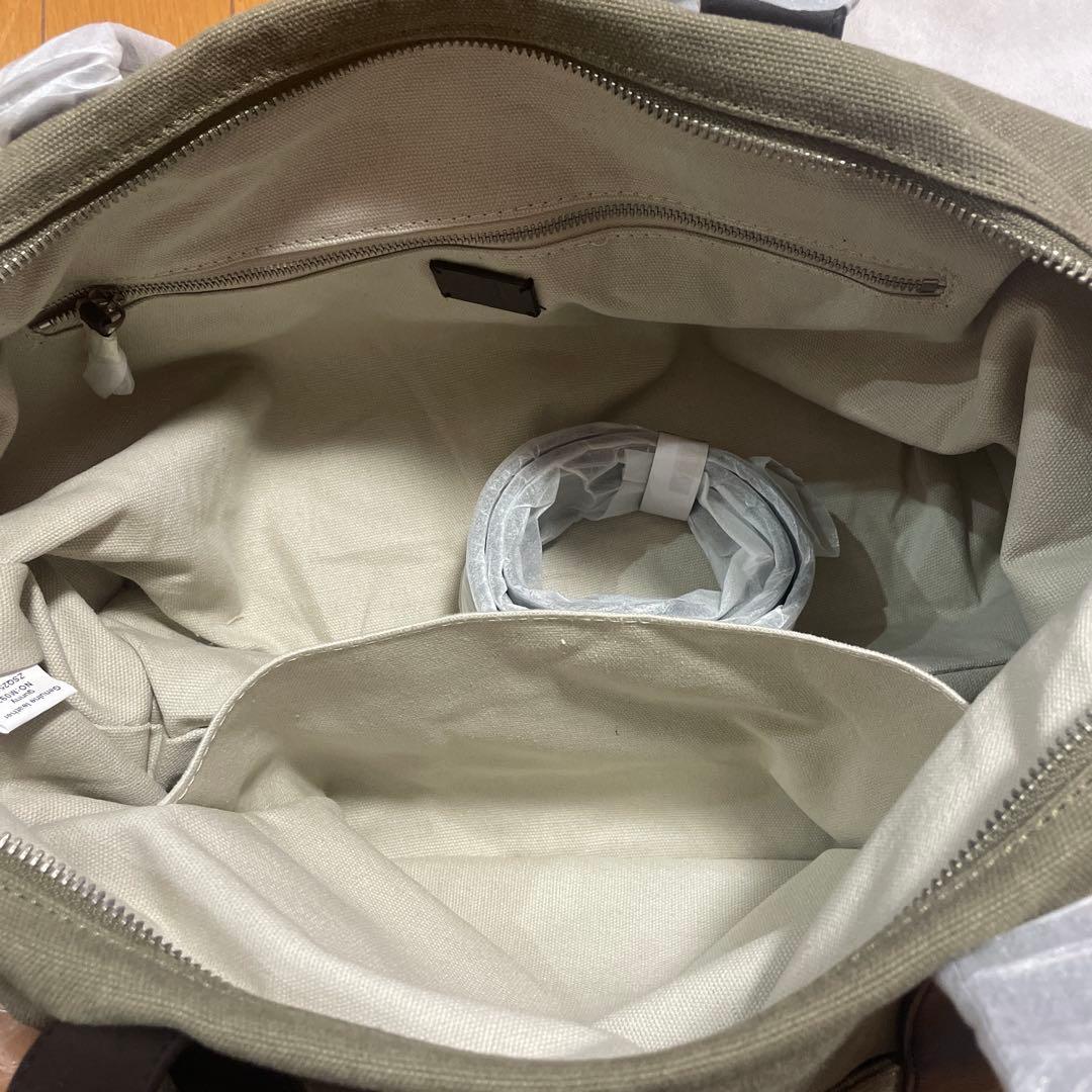 未使用イルビゾンテ　サインロゴ　トートバッグ　レザーキャンパス牛革