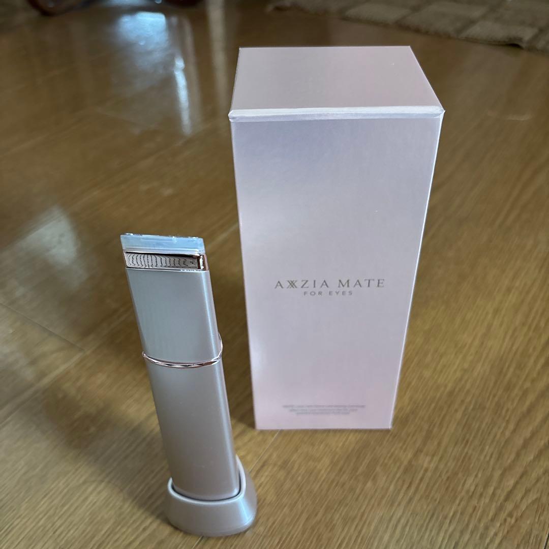 AXXZIA FOR EYES アクシージア目元美顔器