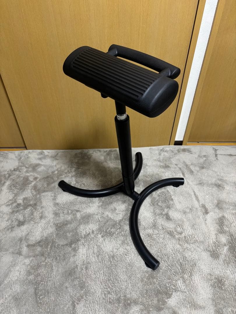 シットスタンドチェア　背無　立ち作業　椅子　キッチン